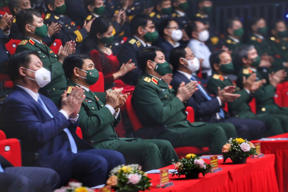 Các đại biểu dự chương trình giao lưu văn nghệ "Huyền thoại và Tương lai". (Ảnh: Tuấn Đức/TTXVN)