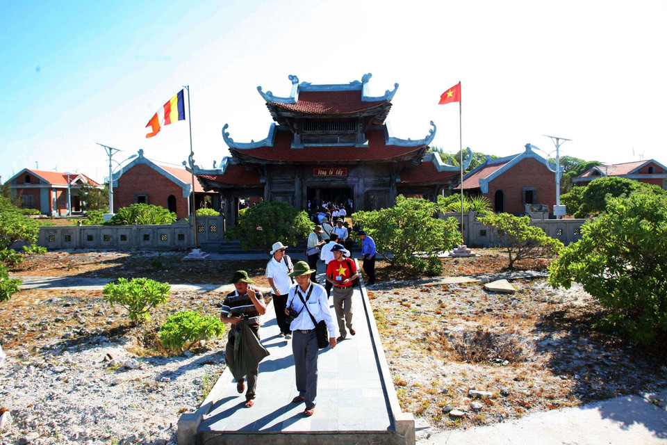 Chùa Song Tử Tây. (Ảnh: Hoàng Hải/TTXVN)