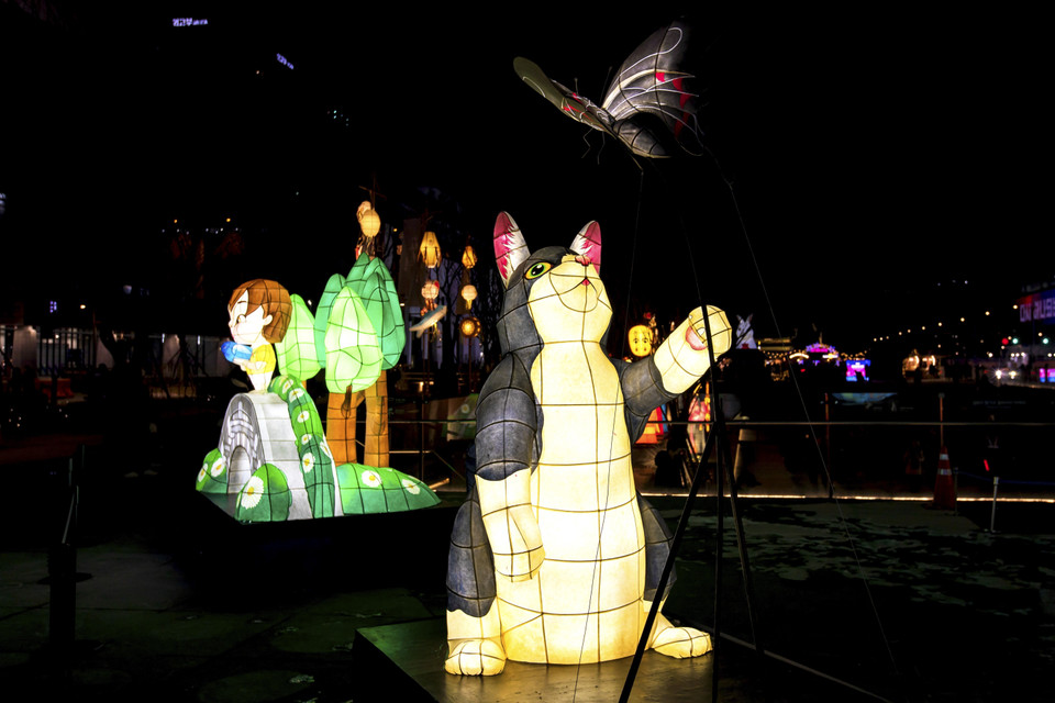 Đèn lồng đạt giải cao tại Lễ hội đèn lồng Seoul 2021. (Ảnh: Anh Nguyên/TTXVN)