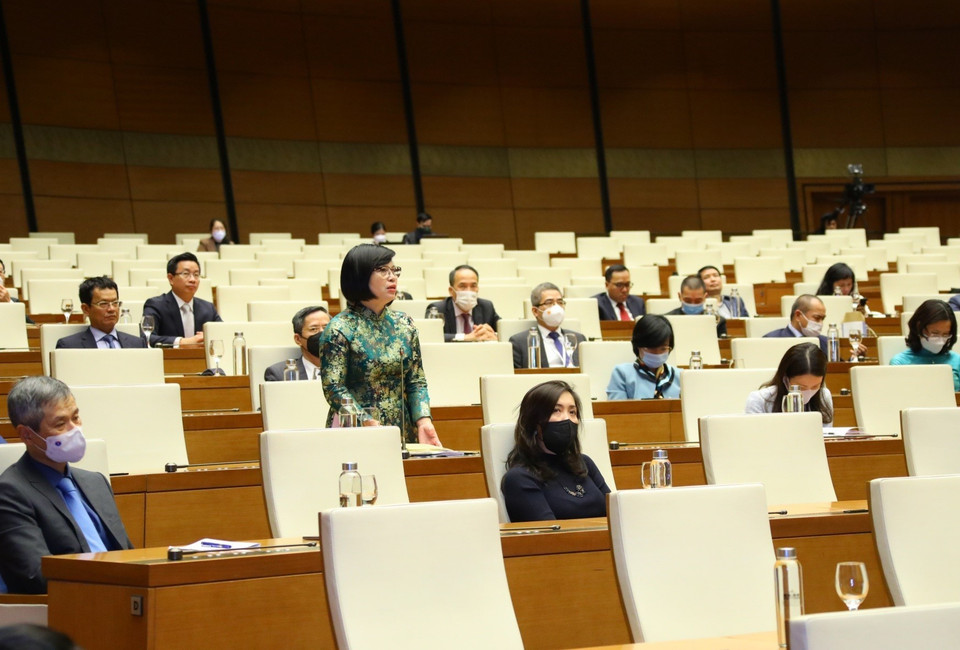 Đại sứ Việt Nam tại Hungary Nguyễn Thị Bích Thảo phát biểu. (Ảnh: Văn Điệp/TTXVN)