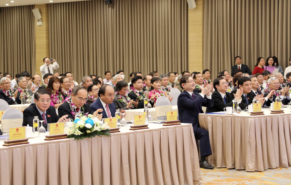 Ngày 21/5, tại Hà Nội, Chủ tịch nước Nguyễn Xuân Phúc dự lễ tôn vinh trí thức khoa học và công nghệ tiêu biểu năm 2022 do Liên hiệp các Hội Khoa học và Kỹ thuật Việt Nam tổ chức. (Ảnh: An Đăng/TTXVN)