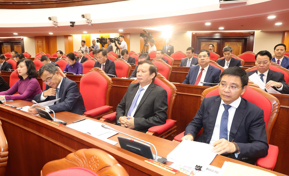 Các đại biểu tham dự khai mạc Hội nghị lần thứ 10 Ban Chấp hành Trung ương Đảng Cộng sản Việt Nam khóa XIII. (Ảnh: Trí Dũng/TTXVN)