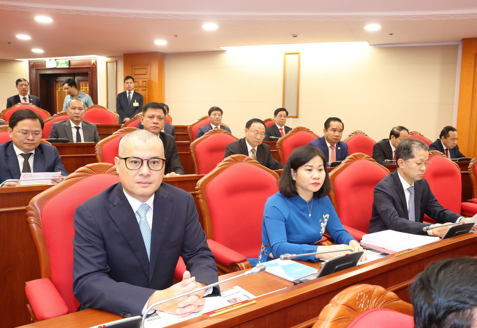 Các đại biểu tham dự khai mạc Hội nghị lần thứ 10 Ban Chấp hành Trung ương Đảng Cộng sản Việt Nam khóa XIII. (Ảnh: Trí Dũng/TTXVN)