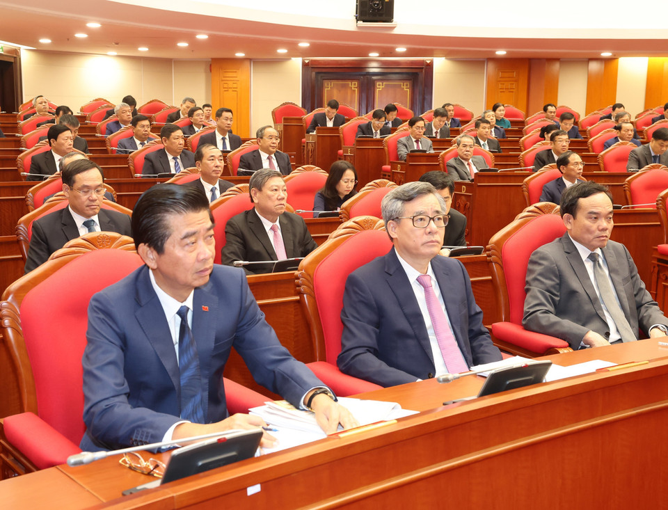 Các đại biểu tham dự khai mạc Hội nghị lần thứ 10 Ban Chấp hành Trung ương Đảng Cộng sản Việt Nam khóa XIII. (Ảnh: Trí Dũng/TTXVN)