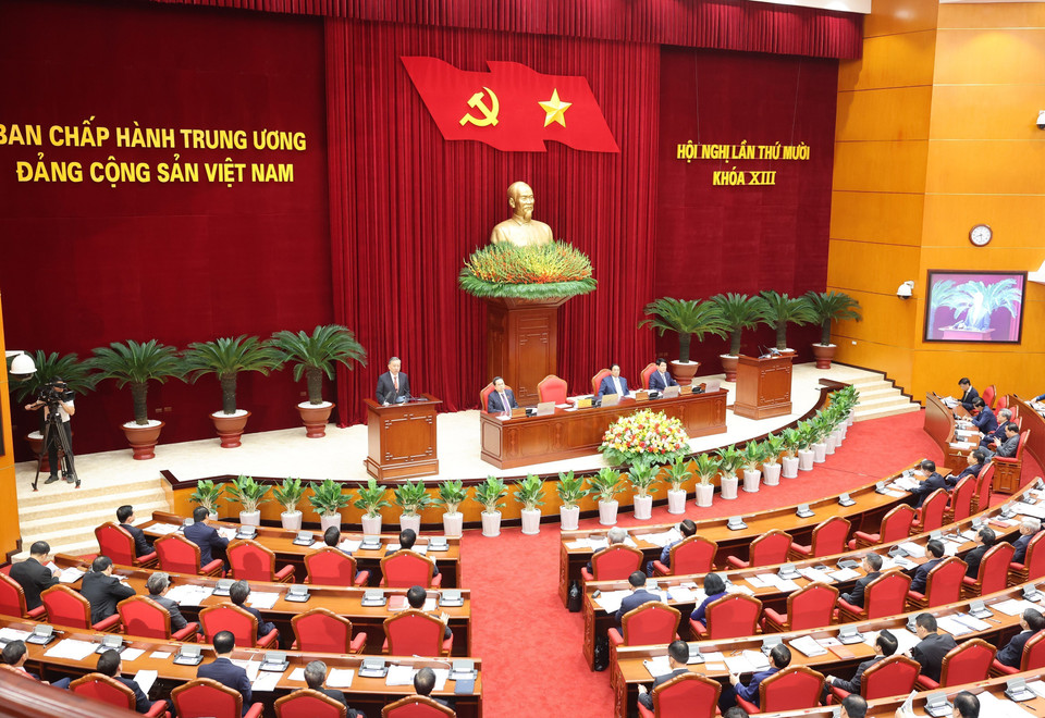 Phiên khai mạc Hội nghị lần thứ 10 Ban Chấp hành Trung ương Đảng Cộng sản Việt Nam khóa XIII. (Ảnh: Trí Dũng/TTXVN)