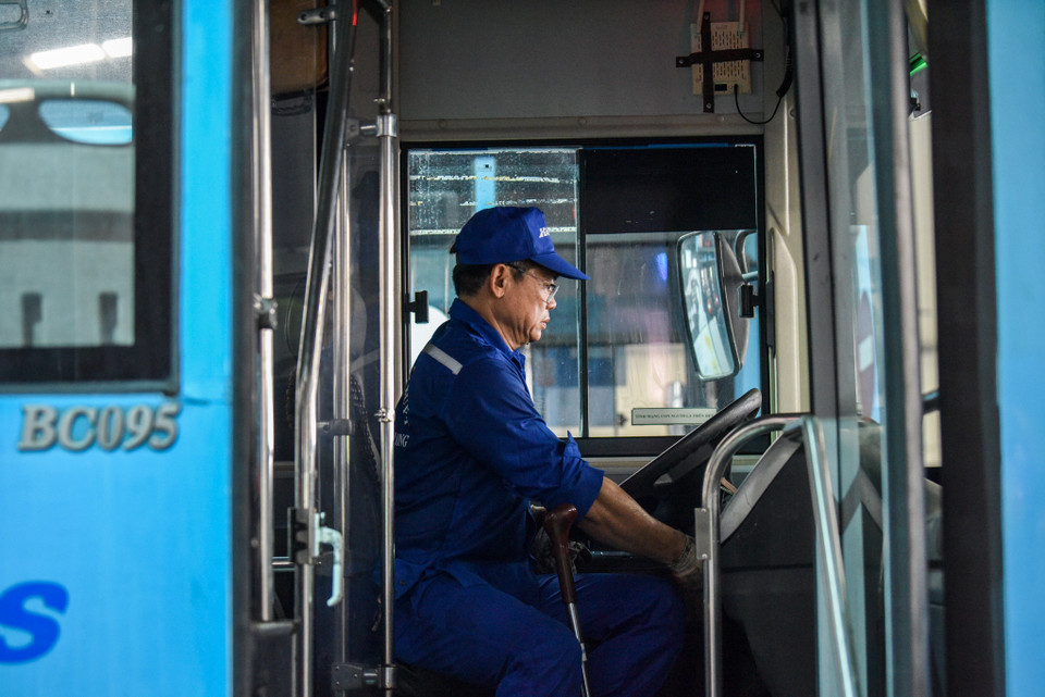 Hội thi bảo dưỡng sửa chữa xe buýt nhằm nâng cao công tác quản lý kỹ thuật đoàn phương tiện, đảm bảo chất lượng phương tiện tốt nhất và an toàn khi ra tuyến. (Ảnh: Minh Sơn/Vietnam+)