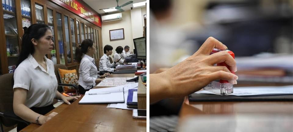 Nhờ áp dụng mô hình trên, người dân sẽ không phải tốn quá nhiều thời gian đi lại, cùng với đó cán bộ giải quyết công việc được giảm bớt quy trình phiền hà trong việc in ấn và phát hành… (Ảnh: Minh Hiếu/Vietnam+)