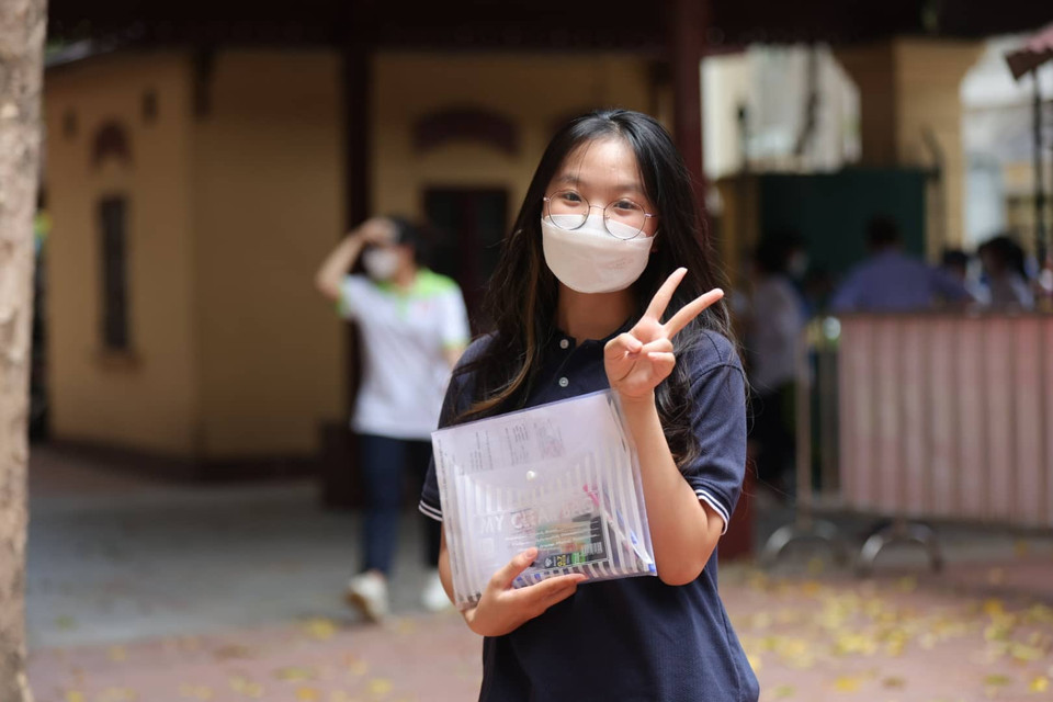 Em Trần Ngọc Minh Anh, học sinh Trường THCS Thái Thịnh (Đống Đa) chia sẻ: "Em cảm thấy rất tự tin trong buổi thi chiều hôm nay." (Ảnh: PV/Vietnam+)