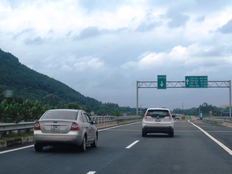 Đường cao tốc Nội Bài-Lào Cai có quy mô lớn nhất tại Việt Nam với tổng chiều dài là 245km đã được hoàn thành. (Ảnh: Việt Hùng/Vietnam+)