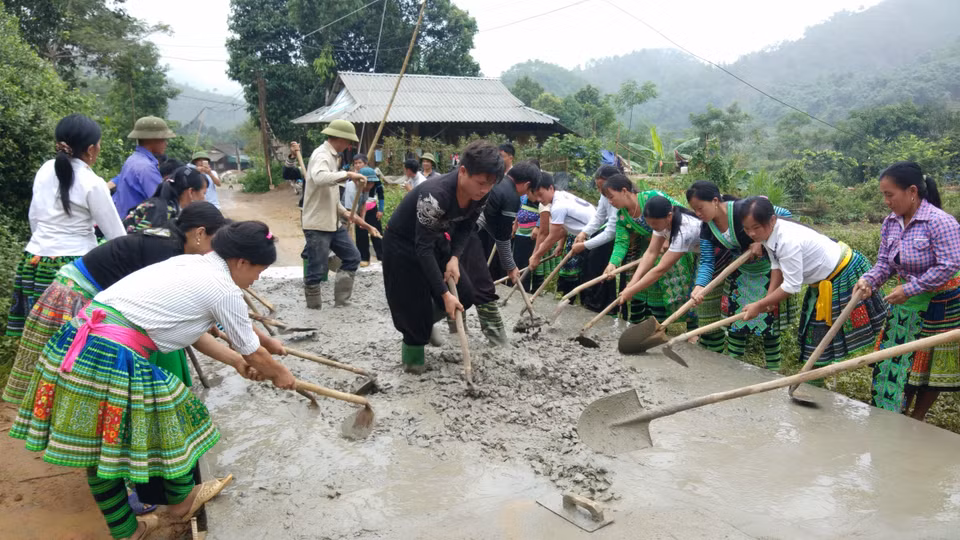 Công ty cổ phần gỗ Minh Dương/Chu Lai đầu tư xây dựng nhà máy sản xuất, chế biến gỗ và các sản phẩm gỗ xuất khẩu tại Khu công nghiệp Bắc Chu Lai, huyện Núi Thành (Quảng Nam), chủ yếu xuất khẩu sang thị trường Nhật Bản, Anh với kim ngạch mỗi năm đạt hơn 42 triệu USD. (Ảnh: Trần Việt/TTXVN)