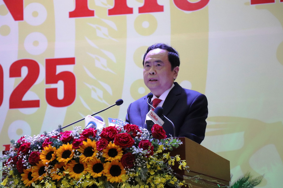 Đồng chí Trần Thanh Mẫn, Bí thư Trung ương Đảng, Chủ tịch Ủy ban Trung ương Mặt trận Tổ quốc Việt Nam phát biểu chỉ đạo Đại hội. (Ảnh: Lê Đức Hoảnh/TTXVN)