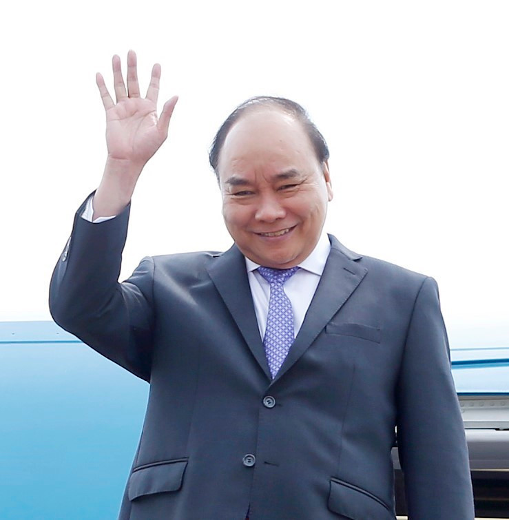 Thủ tướng Nguyễn Xuân Phúc và đoàn đại biểu cấp cao Việt Nam đến Siem Reap (Vương quốc Campuchia) dự Hội nghị Cấp cao Ủy hội sông Mekong quốc tế lần 3. (Ảnh: Thống Nhất/TTXVN)