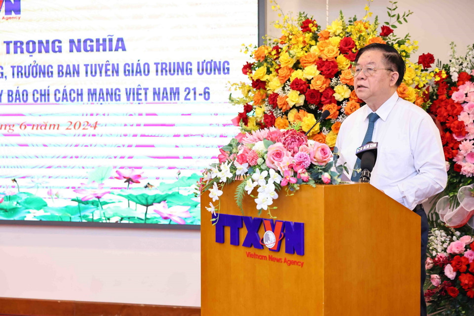 Đồng chí Nguyễn Trọng Nghĩa, Ủy viên Bộ Chính trị, Bí thư Trung Đảng, Trưởng Ban Tuyên giáo Trung ương phát biểu. (Ảnh: Minh Đức/TTXVN)