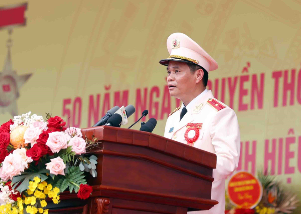 Thiếu tướng Lê Ngọc Châu, Tư lệnh Bộ Tư lệnh Cảnh sát Cơ động phát biểu. (Ảnh: Phạm Kiên/TTXVN)