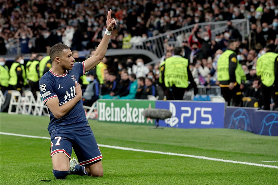...và có bàn mở tỷ số ở phút 39 của Mbappe. (Nguồn: realmadrid)