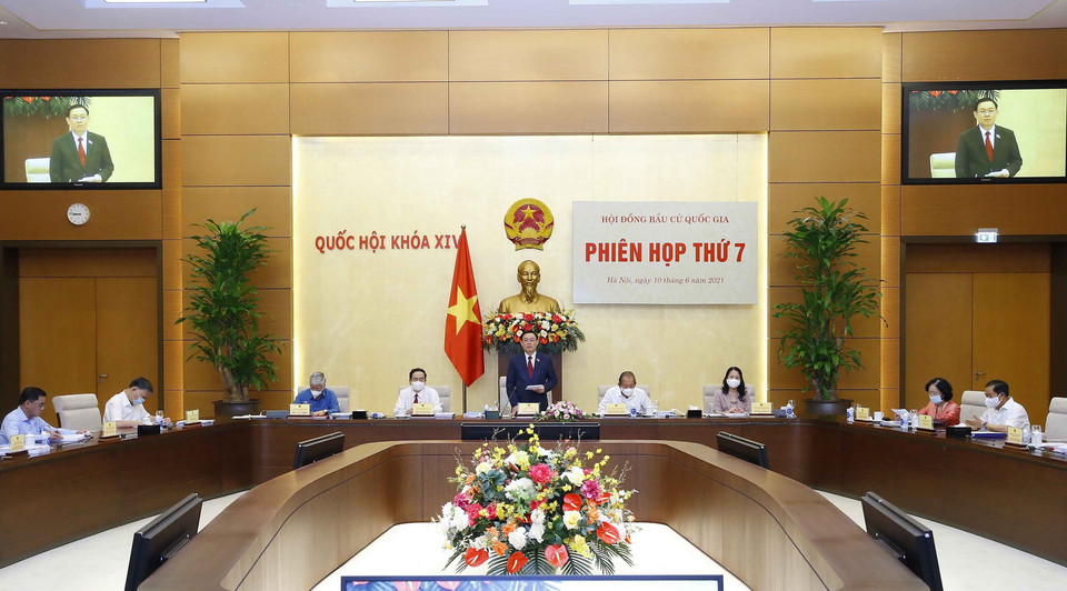 Chủ tịch Quốc hội Vương Đình Huệ phát biểu khai mạc Phiên họp thứ 7, Hội đồng Bầu cử quốc gia. (Ảnh: Doãn Tấn/TTXVN)