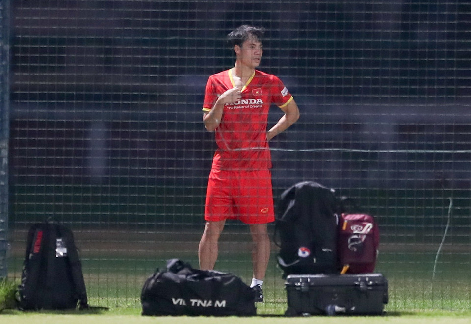 Tiền đạo Văn Toàn trên sân tập. (Ảnh: Hoàng Linh/TTXVN)