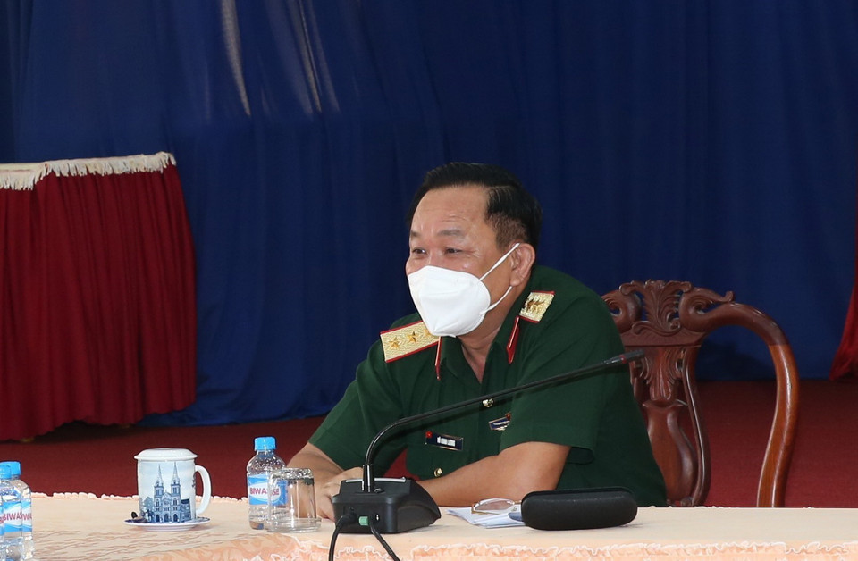 Thượng tướng Võ Minh Lương phát biểu tại buổi làm việc. (Ảnh: Hồng Pha/TTXVN phát)