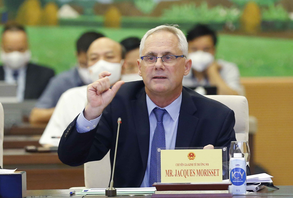 Ông Jacques Morisset, Chuyên gia Kinh tế trưởng của Ngân hàng Thế giới tại Việt Nam, phát biểu. (Ảnh: Doãn Tấn/TTXVN)