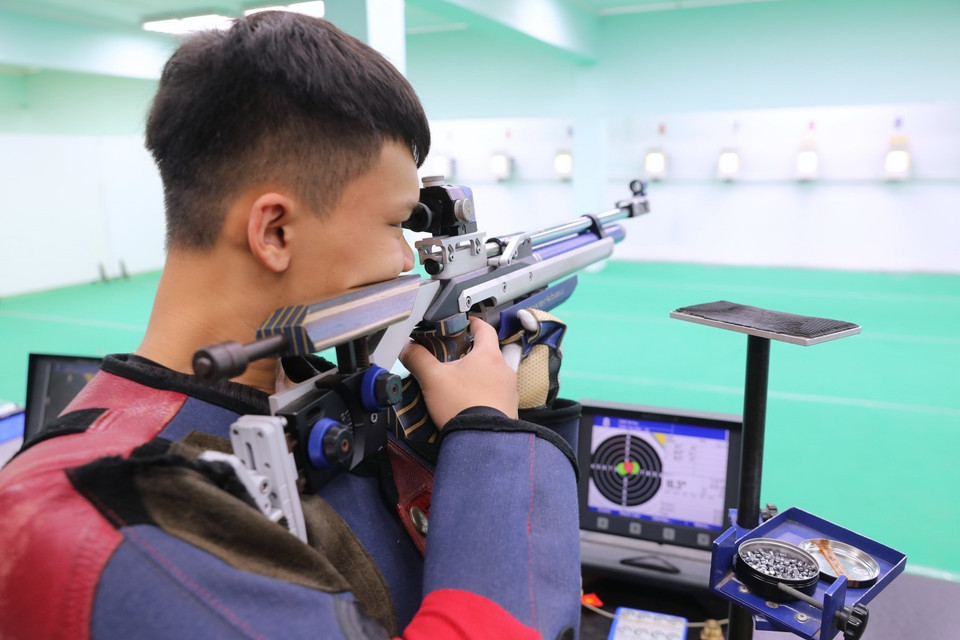 Đội tuyển Bắn súng quốc gia tập luyện chuẩn bị cho các giải đấu thời gian tới. (Ảnh: Thành Đạt/TTXVN)