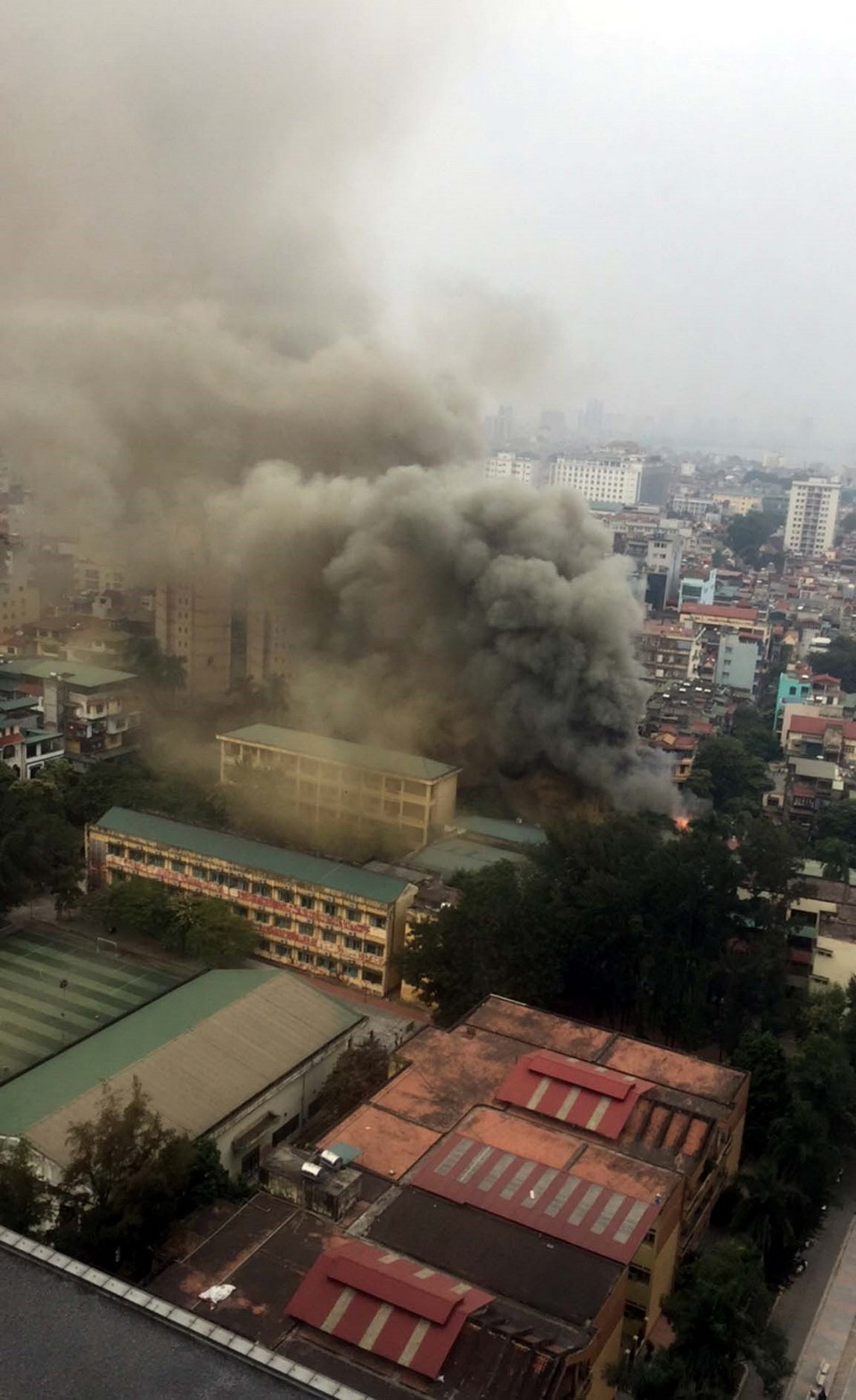 Hiện trường vụ cháy. (Ảnh: Nguyễn Văn Cảnh/TTXVN)