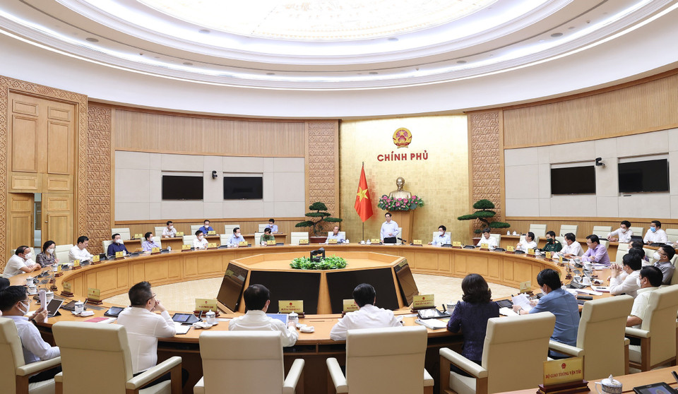 Quang cảnh cuộc họp Chính phủ với Ban Chỉ đạo quốc gia phòng, chống dịch COVID-19. (Ảnh: Dương Giang/TTXVN)