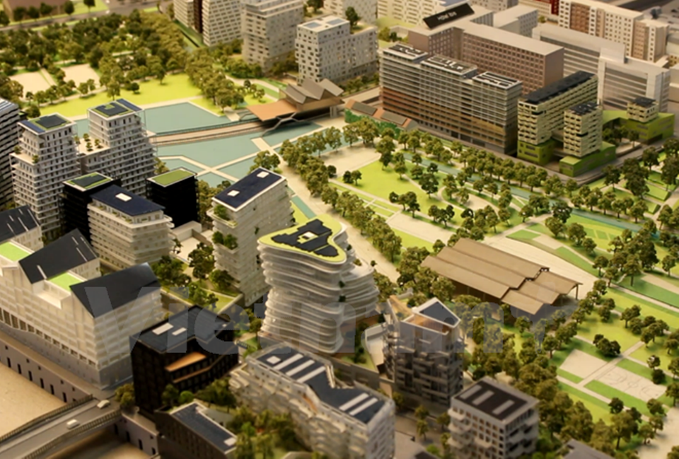 Khu đô thị sinh thái Clichy-Batignolles nằm tại quận 17, với diện tích 54ha, trong đó có tới 10ha công viên cây xanh. (Ảnh: Hùng Võ/Vietnam+)