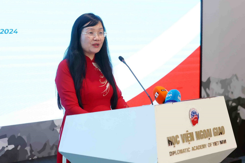 Quyền Giám đốc Học viện Ngoại giao Phạm Lan Dung phát biểu. (Ảnh: Phạm Kiên/ TTXVN)