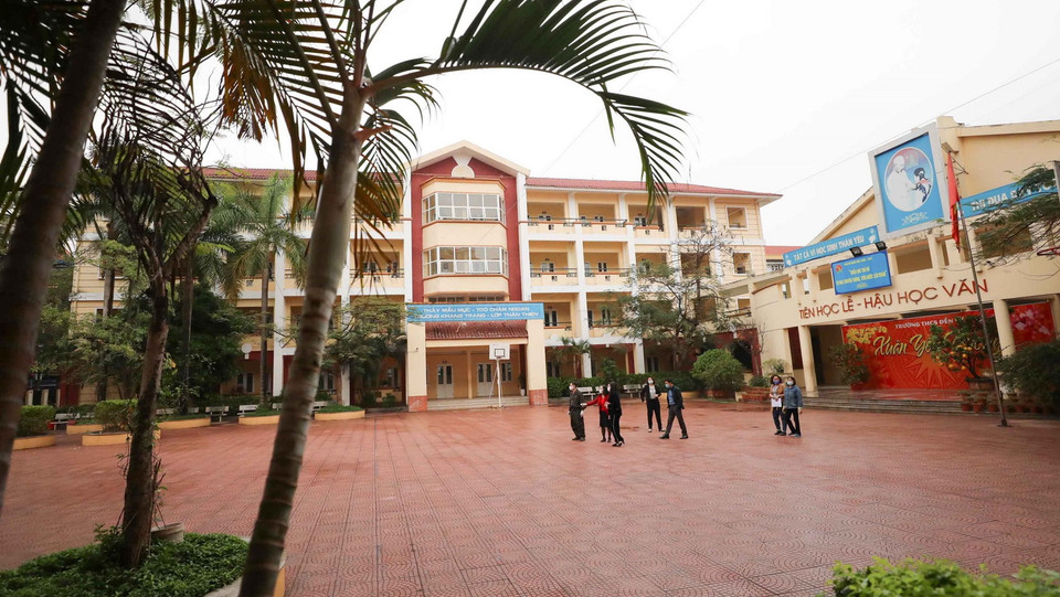 Trường THCS Đền Lừ (quận Hoàng Mai (Hà Nội)) cơ bản hoàn tất công tác công chuẩn bị, sẵn sàng đón học sinh trở lại. (Ảnh: Thanh Tùng/TTXVN)