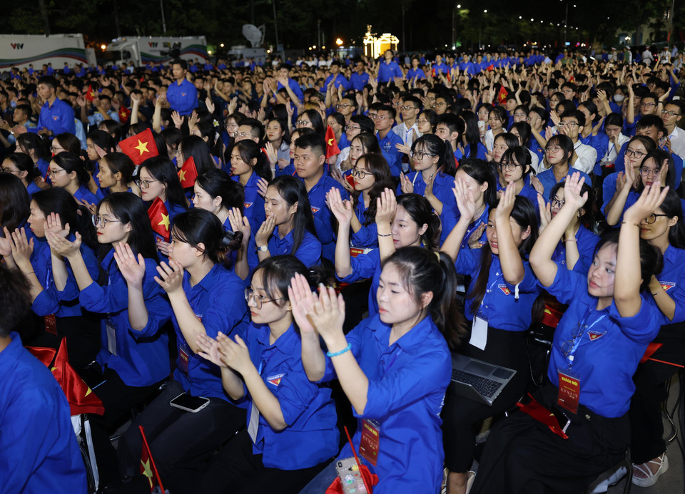 Thanh niên Thủ đô tham dự chương trình. (Ảnh: Lâm Khánh/TTXVN)