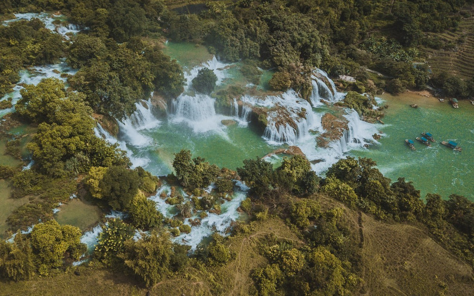 Vẻ đẹp hùng vĩ của thác Bản Giốc. (Ảnh: Trọng Đạt/TTXVN)