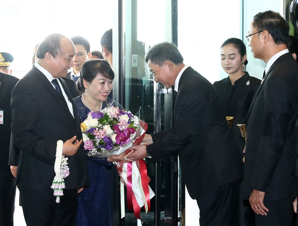 Quang cảnh lễ đón Thủ tướng Nguyễn Xuân Phúc và Phu nhân tại sân bay quân sự Don Mueang, thủ đô Bangkok. (Ảnh: Thống Nhất/TTXVN)