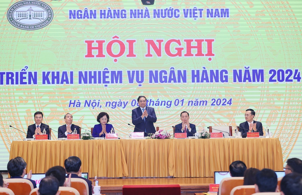 Thủ tướng Phạm Minh Chính dự Hội nghị triển khai nhiệm vụ ngành Ngân hàng năm 2024. (Ảnh: Dương Giang/TTXVN)