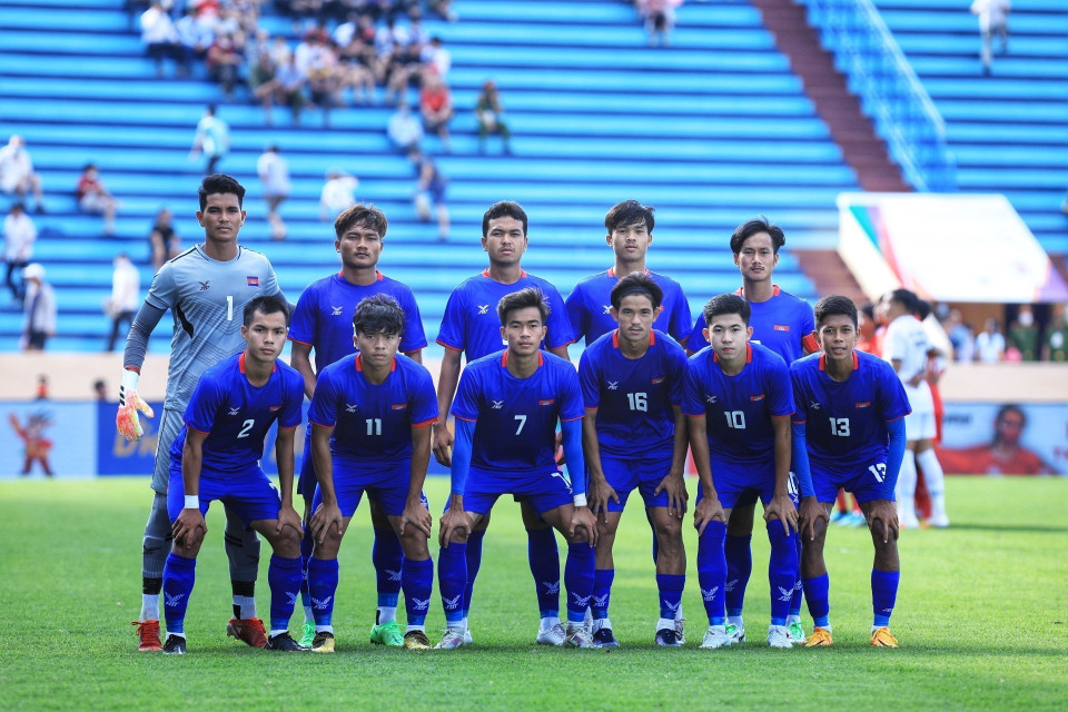 Đội hình xuất phát của đội tuyển U23 Campuchia. (Ảnh: Tuấn Anh/TTXVN)