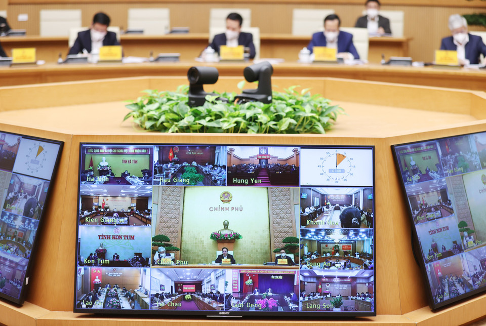 Điểm cầu trực tuyến tại các tỉnh, thành phố tham dự cuộc họp với Ban Chỉ đạo. (Ảnh: Dương Giang/TTXVN)