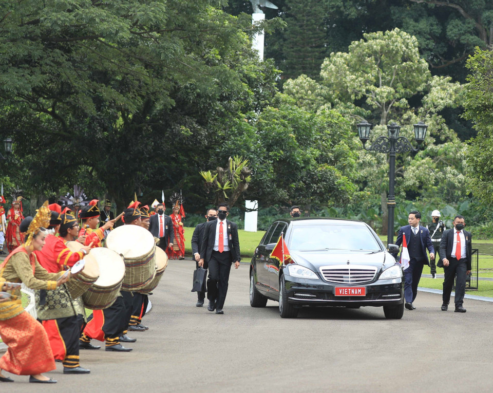 Lễ đón chính thức Chủ tịch nước Nguyễn Xuân Phúc thăm cấp Nhà nước tới nước Cộng hòa Indonesia. (Ảnh: Thống Nhất/TTXVN)