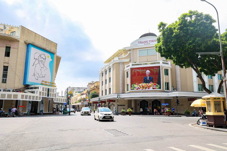 Theo Thông báo đặc biệt của Ban Chấp hành Trung ương Đảng Cộng sản Việt Nam, Văn phòng Trung ương Đảng, Quốc tang Tổng Bí thư Nguyễn Phú Trọng sẽ diễn ra trong 2 ngày (25/7 và 26/7). Các cơ quan, công sở, nơi công cộng treo cờ rủ, không tổ chức các hoạt động vui chơi giải trí công cộng.