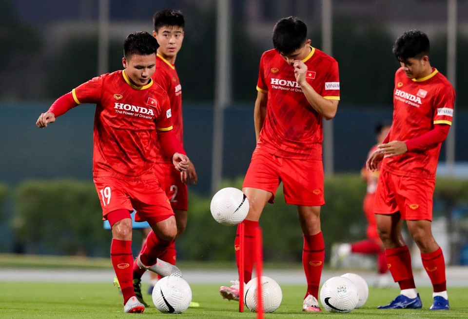 Tiền vệ Quang Hải tại buổi tập. 