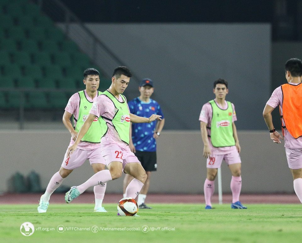 Điều kiện tại Iraq cũng đang rất khắc nghiệt với nhiệt độ cao điểm trong ngày lên tới 47-48 độ C.. (Nguồn: VFF)