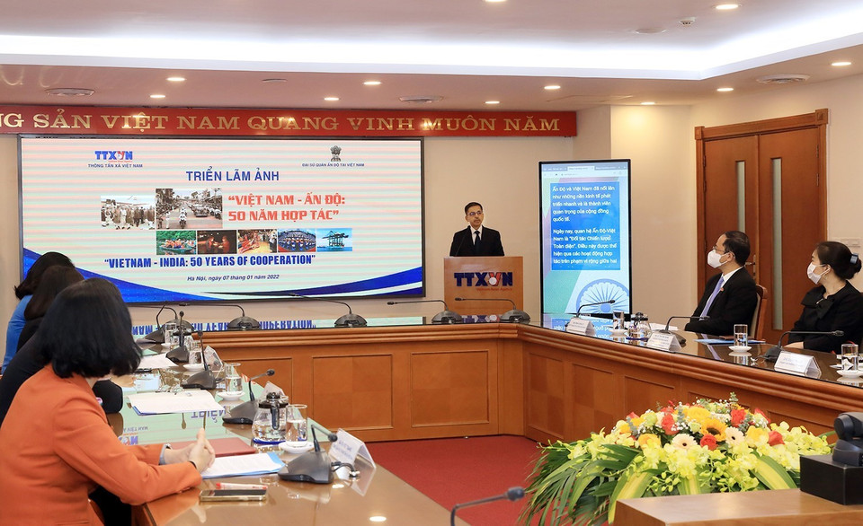 Quang cảnh lễ khai mạc triển lãm. (Ảnh: Tuấn Anh/TTXVN)