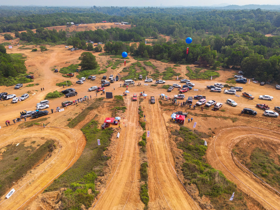 Năm nay, ban thiết kế đã gộp cả hai khu vực để thiết kế thành một đường đua đôi. (Ảnh: Minh Hiếu/Vietnam+)