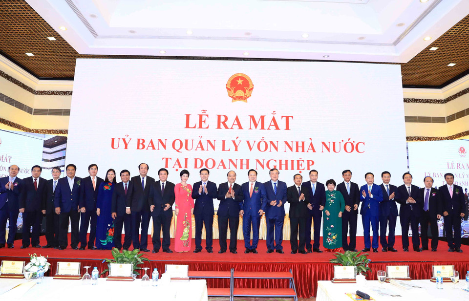 Thủ tướng Nguyễn Xuân Phúc và các đại biểu tại buổi lễ. (Ảnh: Thống Nhất/TTXVN)