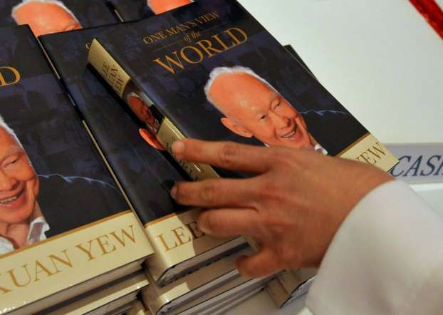 Ông Lý Quang Diệu từng xuất bản khá nhiều cuốn sách, trong đó có hai cuốn hồi ký. (Nguồn: Getty)