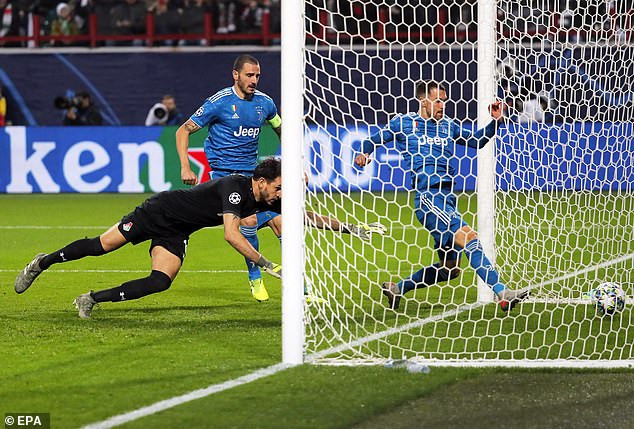 Còn trên đất Nga, Juventus đã thắng 2-1 trước Lokomotiv Moskva nhờ công của Aaron Ramsey.