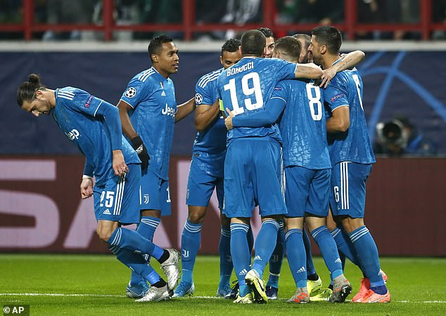 Sau 4 lượt trận, Juventus có 10 điểm và giành vé đầu tiên của bảng D vào vòng 1/8 Champions League.