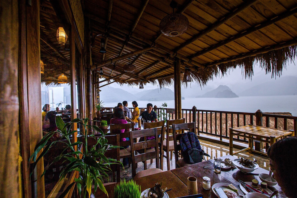 Một góc khu nghỉ dưỡng Mai Châu HideAway Resort. (Ảnh: Trọng Đạt/TTXVN)