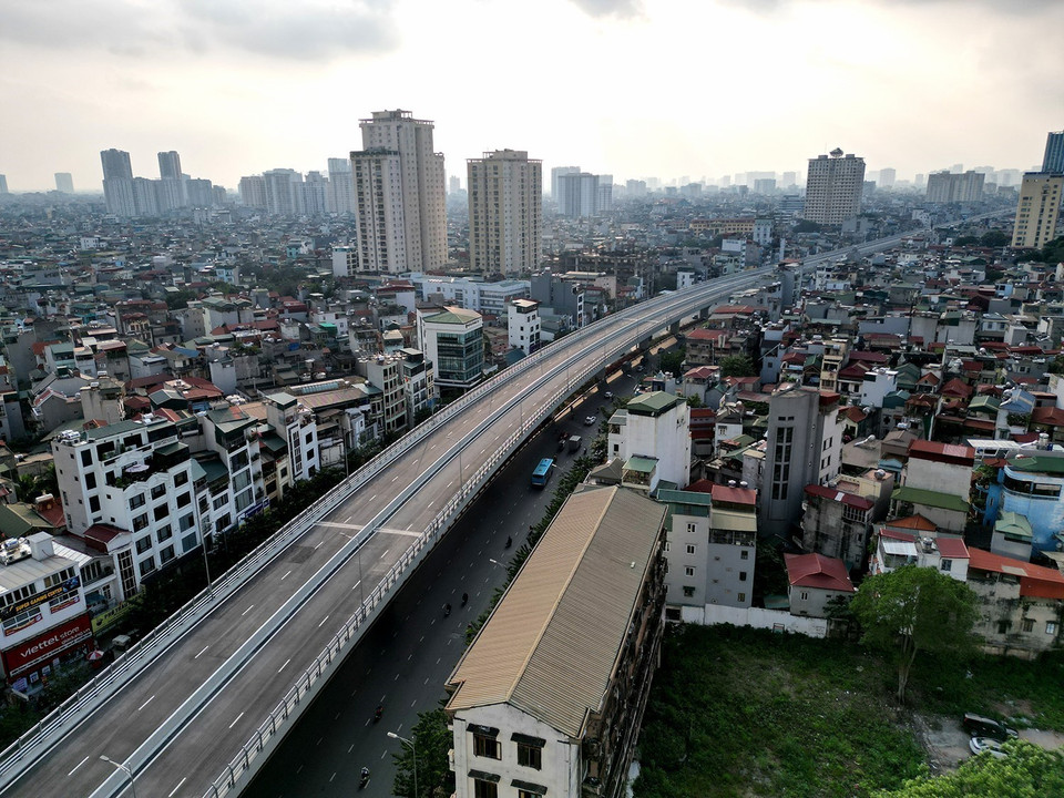 Tuyến đường Vành đai 2 nối liền 3 quận Đống Đa, Thanh Xuân, Hai Bà Trưng. (Ảnh: Tuấn Anh/TTXVN)