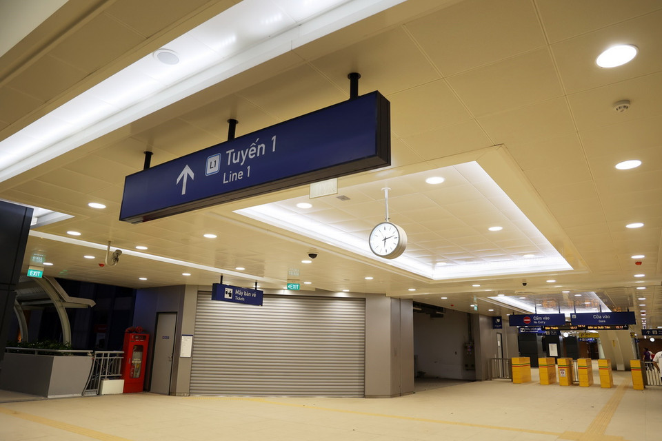 Hiện tại hạ tầng các nhà ga trên cao tuyến metro số đã sẵn sàng đi vào vận hành khai thác vào ngày 22/12/2024 tới đây. (Ảnh: Hồng Đạt/TTXVN)