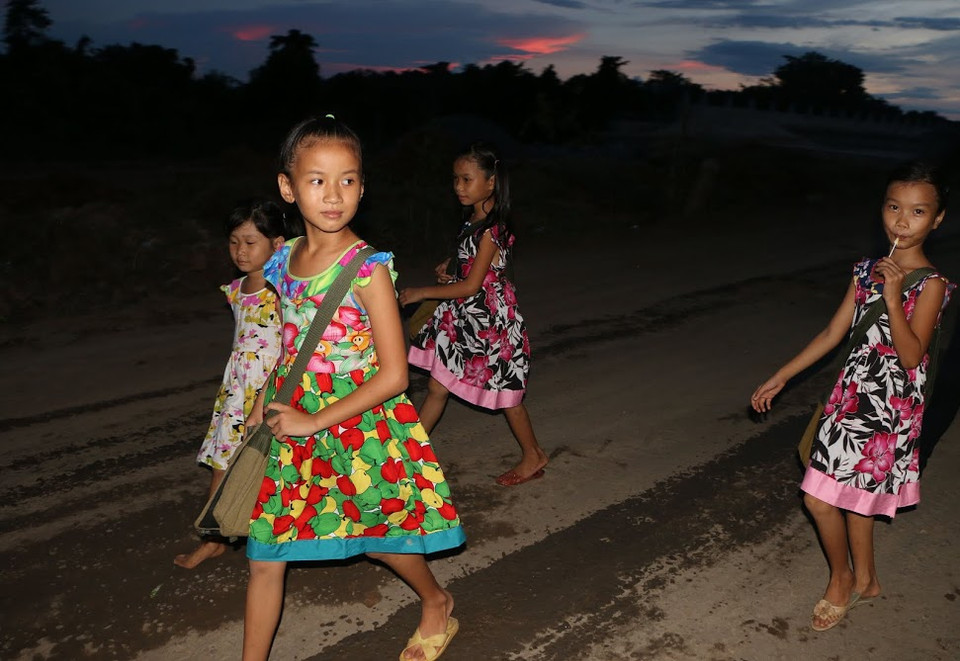 Đường tới lớp. 