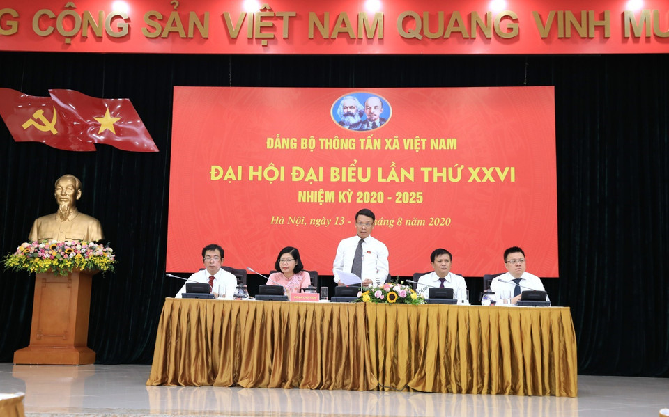Đồng chí Nguyễn Đức Lợi, Ủy viên Trung ương Đảng, Bí thư Đảng ủy, Tổng Giám đốc TTXVN phát biểu tại phiên trù bị Đại hội đại biểu Đảng bộ Thông tấn xã Việt Nam lần thứ XXVI. (Ảnh: Thành Đạt/TTXVN)